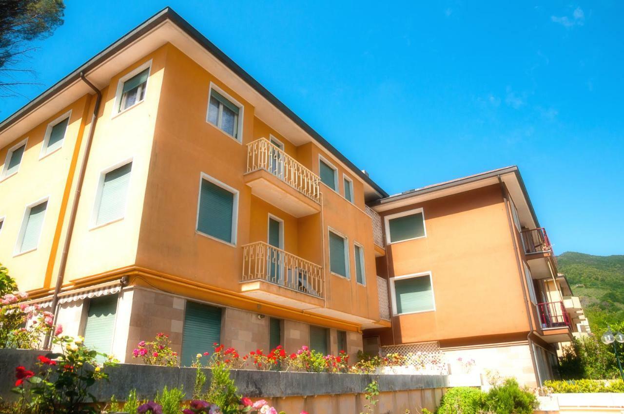 Ferienwohnung Moneglia Mare E Relax Exterior foto